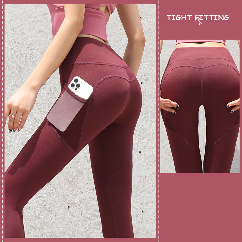 Seamless Yoga /Running Leggings With Pockets. Push Up High Waist