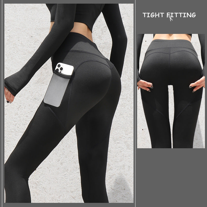 Seamless Yoga /Running Leggings With Pockets. Push Up High Waist