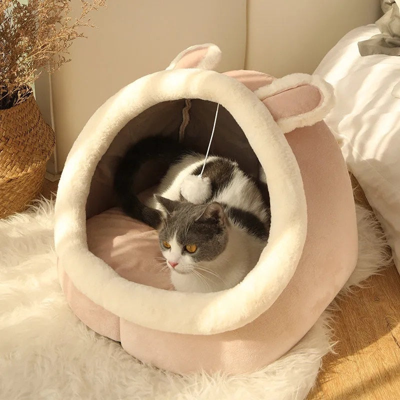 Cozy cat Bed with ears